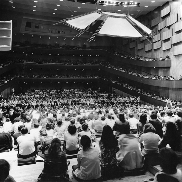 THE RUG CONCERTS